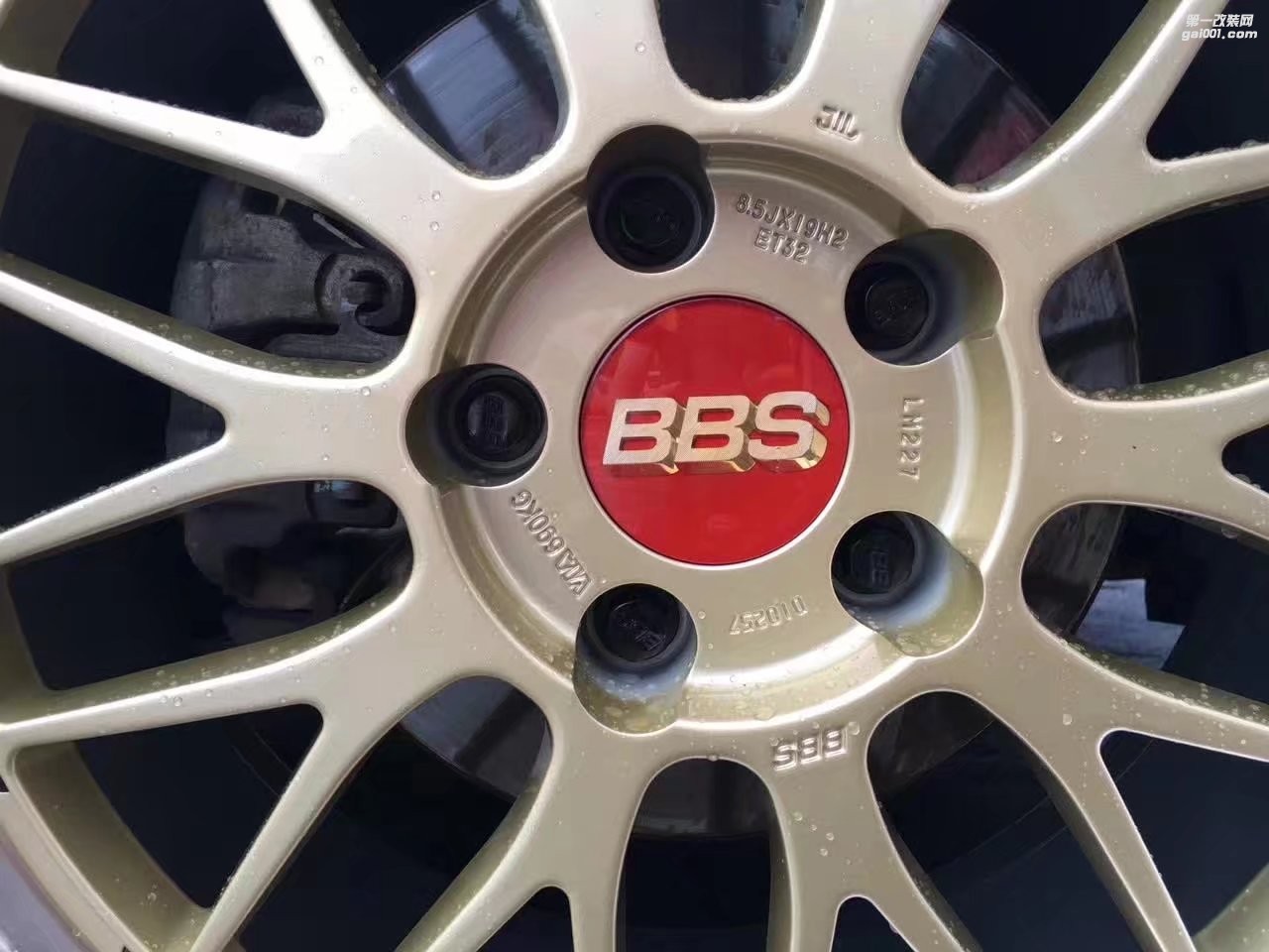 寶馬，換 日本 BBS  完工！  BBS  LM 全新 19寸 ? 倍耐力 PO