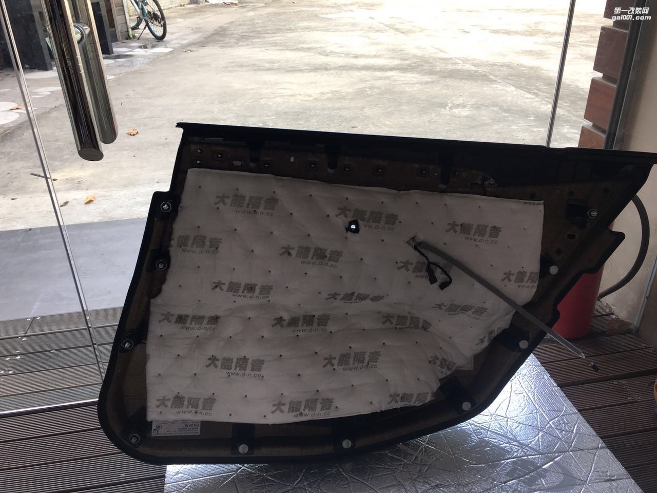 汕頭汽車音響改裝寶馬5系音響改裝美國(guó)CDT西迪聲寶馬專車專用喇叭歌中百味完美之聲品質(zhì)好聲活星悅汽車音響