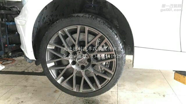 寶馬120i 升級brembo F50 F40 前大四后小四活塞鮑魚