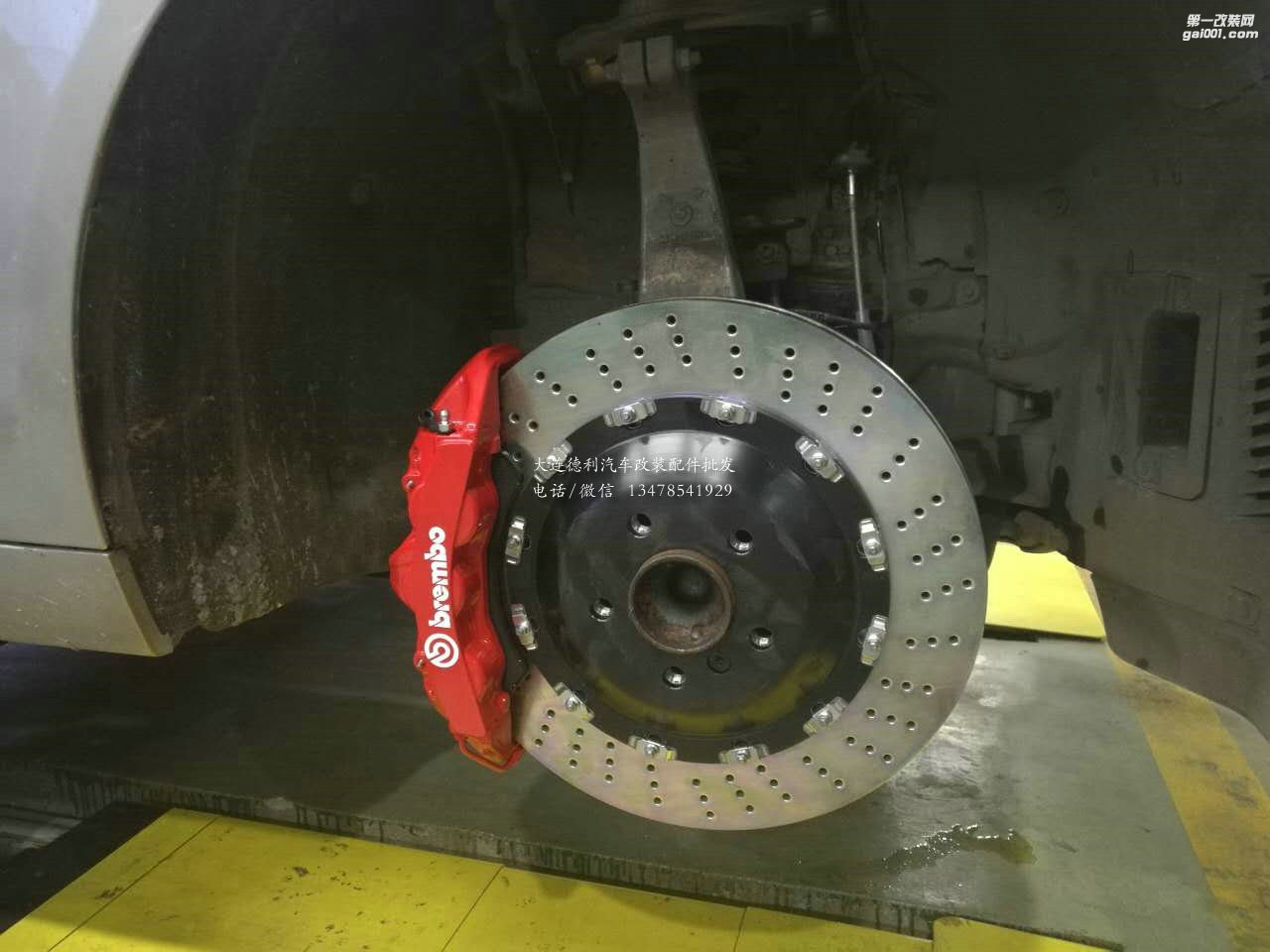 寶馬5系改裝前六后四brembo剎車盤