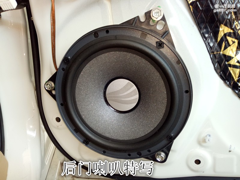 豐田霸道蘭德酷路澤音響升級(jí)改裝德國(guó)彩虹三分頻 優(yōu)美聲專業(yè)處理器-鄭州金聲音響改裝