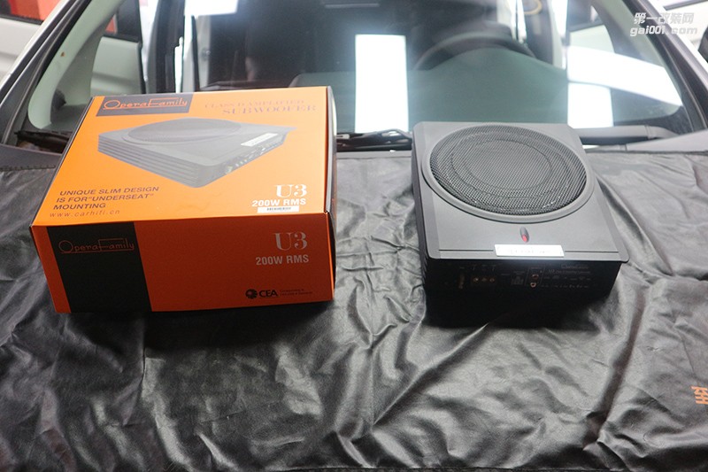 清遠(yuǎn)汽車音響改裝隔音升級——本田飛度音響改裝—清遠(yuǎn)至上音樂