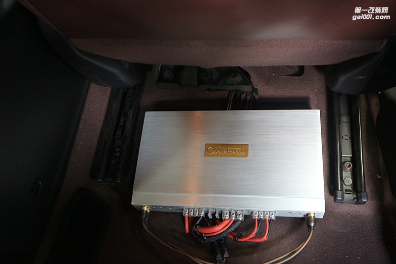清遠(yuǎn)汽車(chē)音響改裝隔音升級(jí)——日產(chǎn)騏達(dá)音響改裝—清遠(yuǎn)至上音樂(lè)