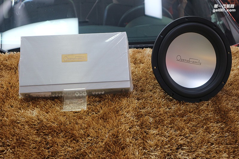 清遠(yuǎn)汽車(chē)音響改裝隔音升級(jí)——日產(chǎn)騏達(dá)音響改裝—清遠(yuǎn)至上音樂(lè)