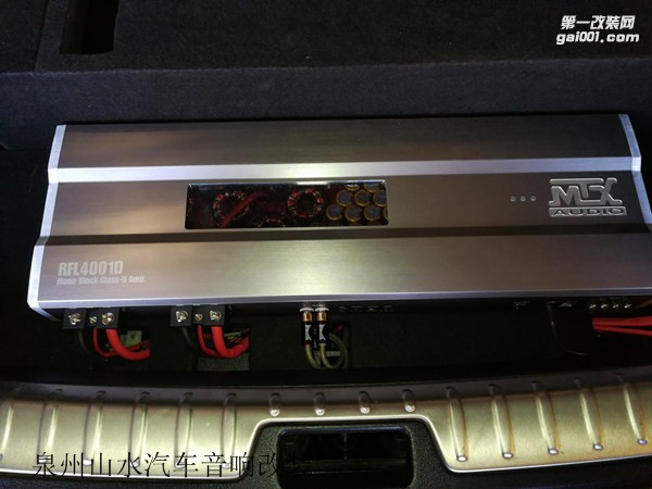 寶馬X6爆改低音 MTX9512低音炮 造型酷似火山口 泉州山水汽車音響改裝