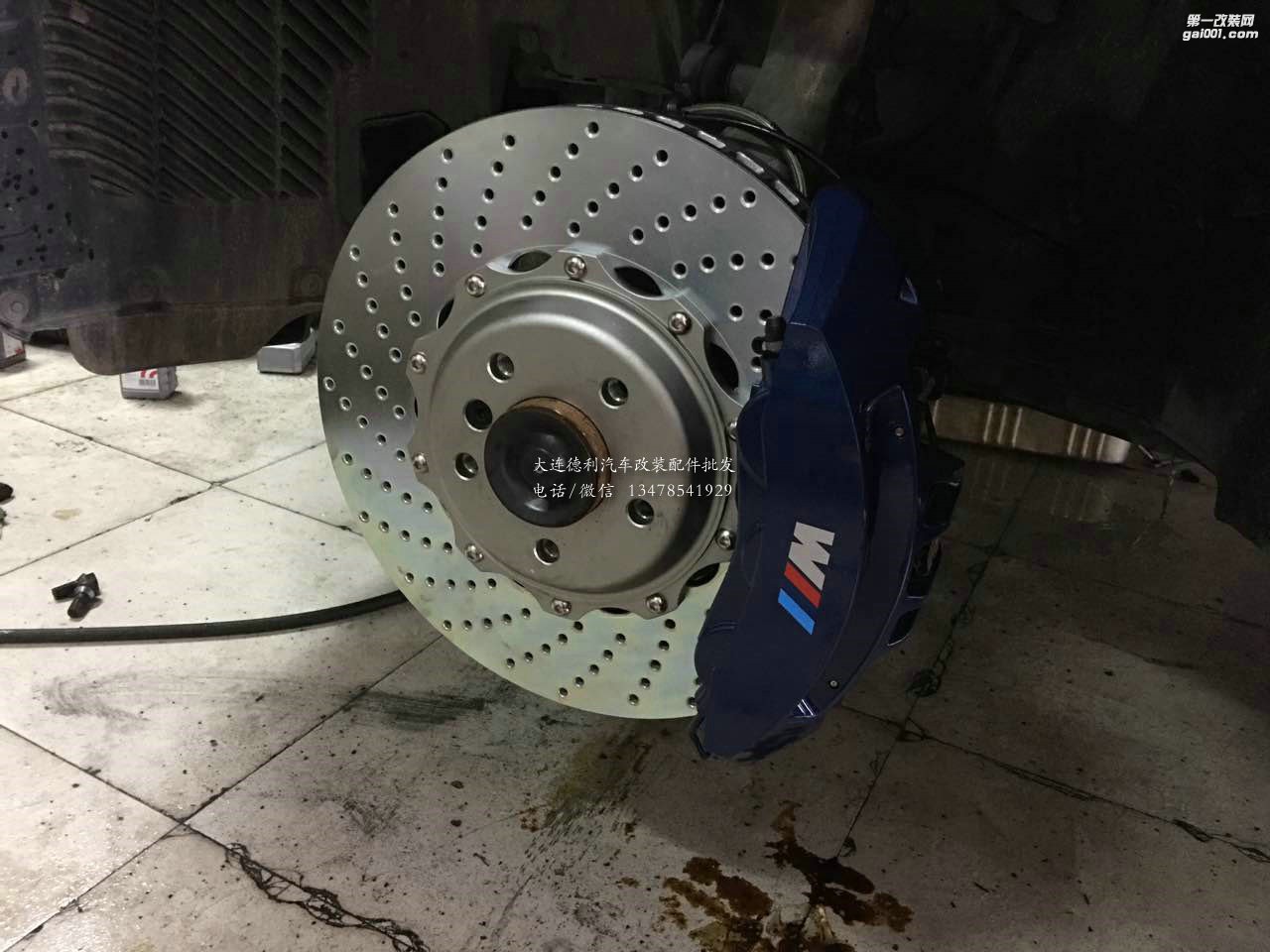 新款寶馬X6改裝升級M六活塞剎車套裝提升剎車效果