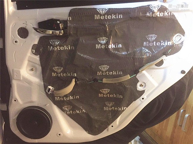 清遠(yuǎn)汽車音響改裝——鈴木鋒馭英國正弦波S1喇叭音響改裝