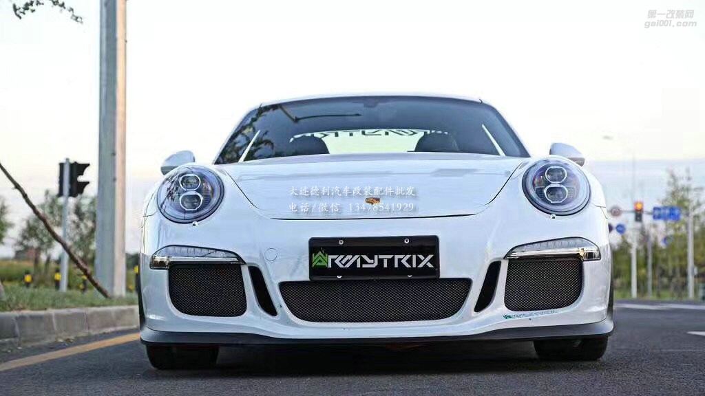 保時(shí)捷991 GT3升級(jí)Armytrix排氣系統(tǒng)