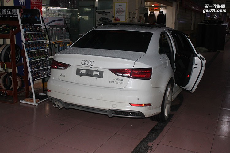 貴陽奧迪A3改裝一鍵啟動無鑰匙進入 升級升級控車自動關(guān)窗