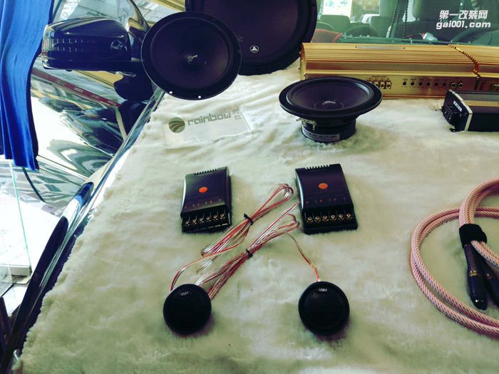 奔馳音響是否有必要升級？值得一看，揭陽奔馳ML350汽車音響隔音定制改裝體會 汕頭車韻