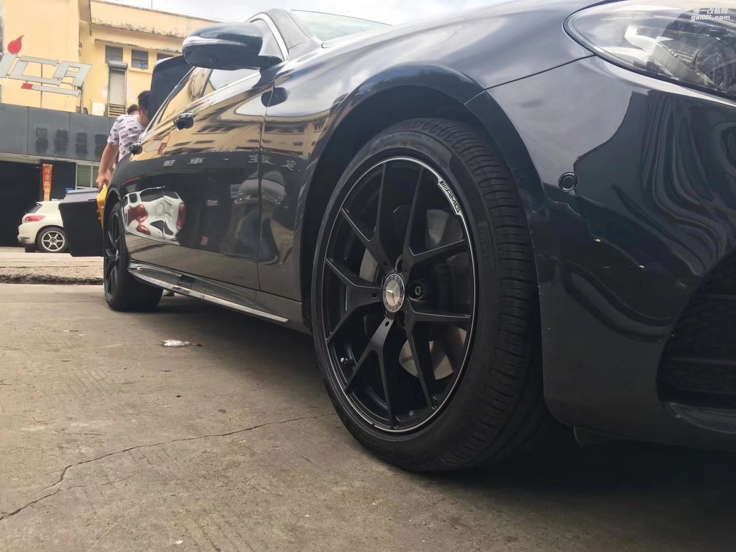 奔馳，換 全新 19寸 原裝 AMG 完工！