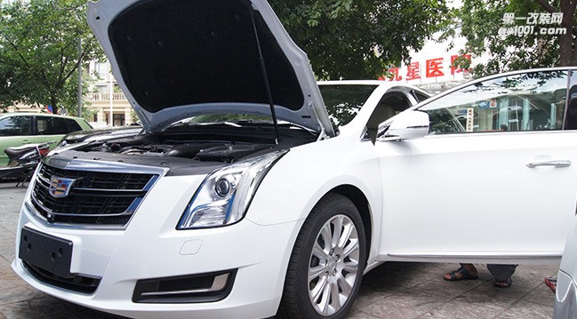 凱迪拉克氛圍燈改裝專業(yè)原廠件改裝—成都威威車改