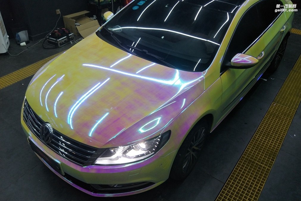 四川成都車衣裳大眾CC彩虹電鍍粉IC40汽車改色貼膜