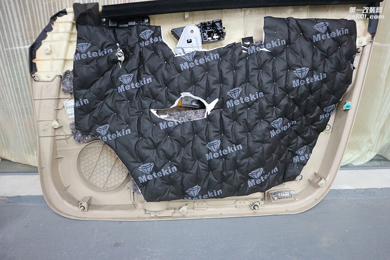 清遠汽車音響改裝——豐田銳志四門美特靜灰鉆隔音