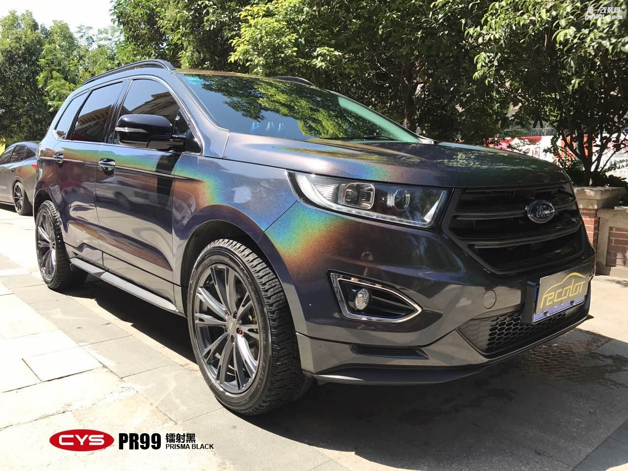 四川成都車(chē)衣裳福特銳界鐳射黑PR99汽車(chē)改色貼膜