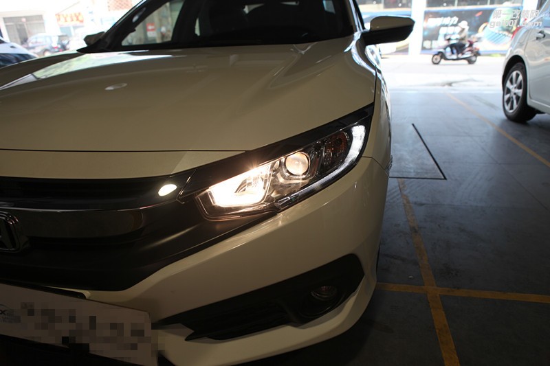 廣西振翔車燈升級(jí)，專業(yè)升級(jí)車燈，思域升級(jí)雙光透鏡