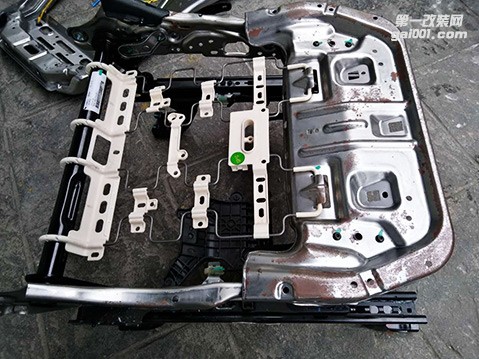 福特銳界12向電動(dòng)座椅+座椅通風(fēng)改裝--成都威威車改