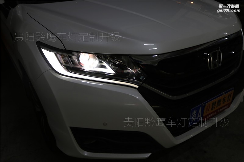 本田UR-V車燈改裝海拉五雙光透鏡，貴陽黔鷹車燈定制升級