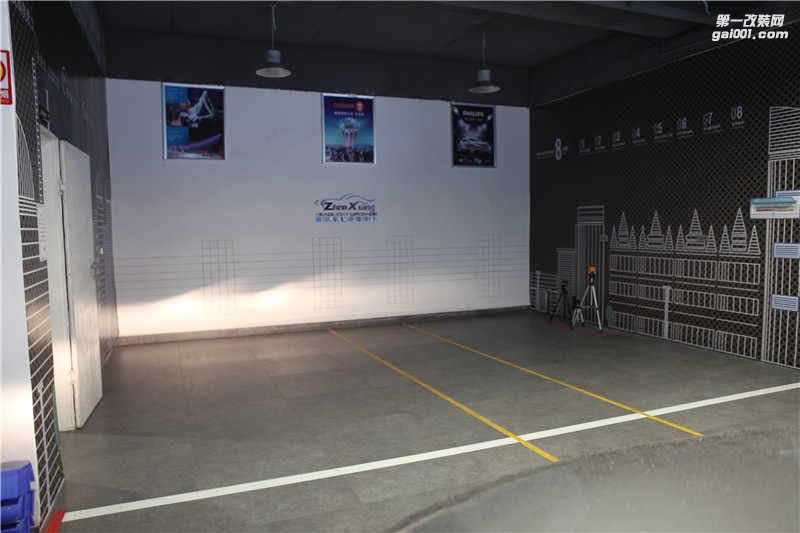 广西最大最早最专业的汽车灯光升级改装店，柳州振翔改灯改奇骏大灯