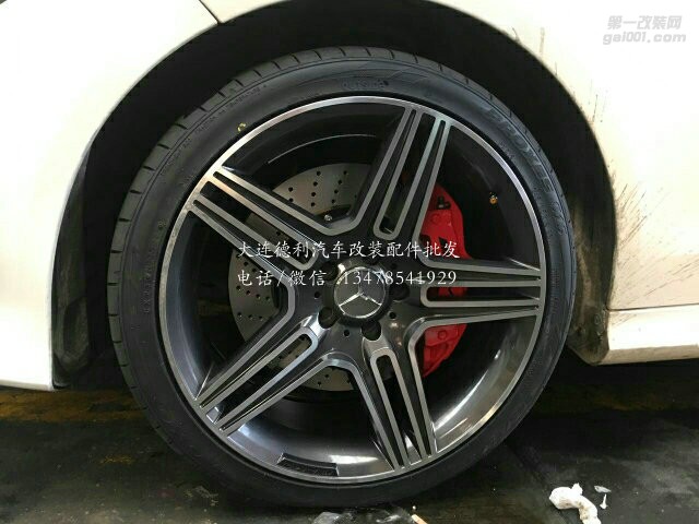 奔馳E260 升級brembo前六后四活塞鮑魚 意大利代工