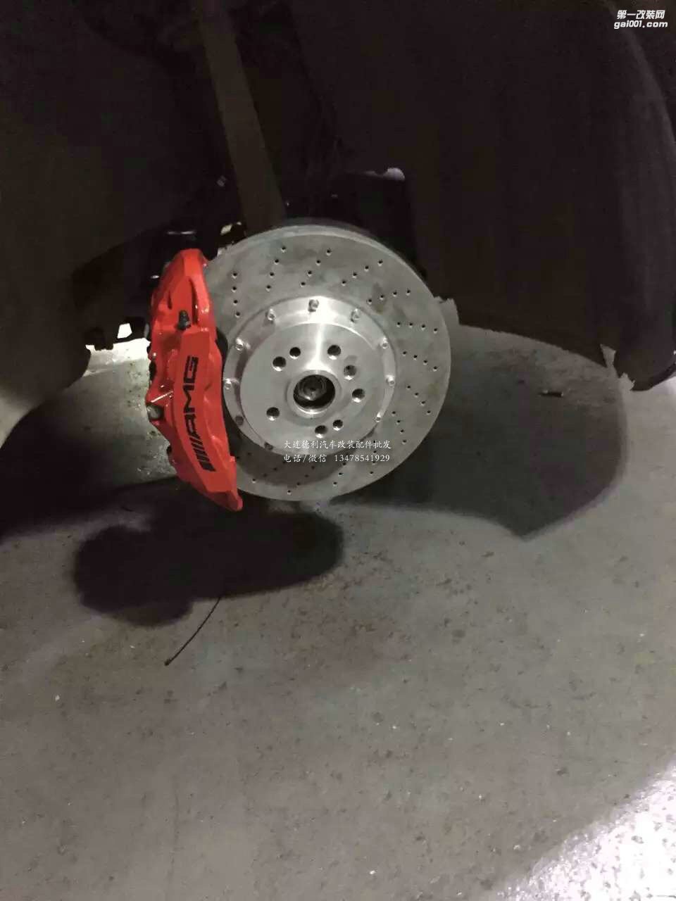 奔馳R300改裝升級前后AMG鮑魚剎車