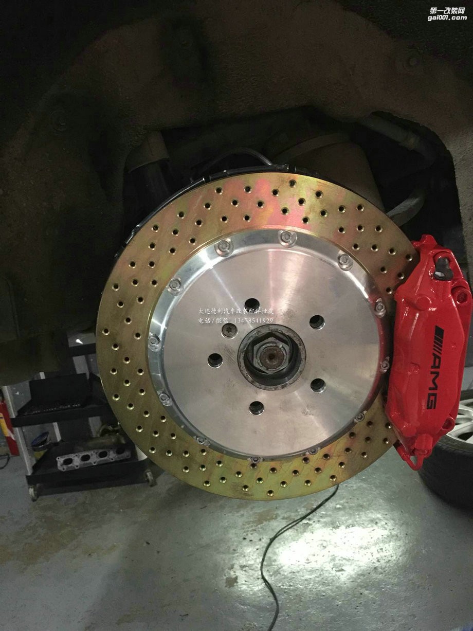 奔馳R300改裝升級前后AMG鮑魚剎車