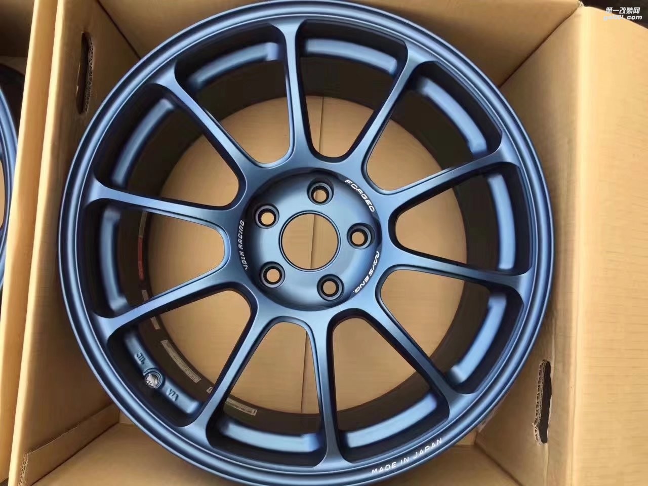 全新現(xiàn)貨，GB色，鍛造 RAYS ZE40   19寸x8.5J ET35 9.5J ET38 5×120
