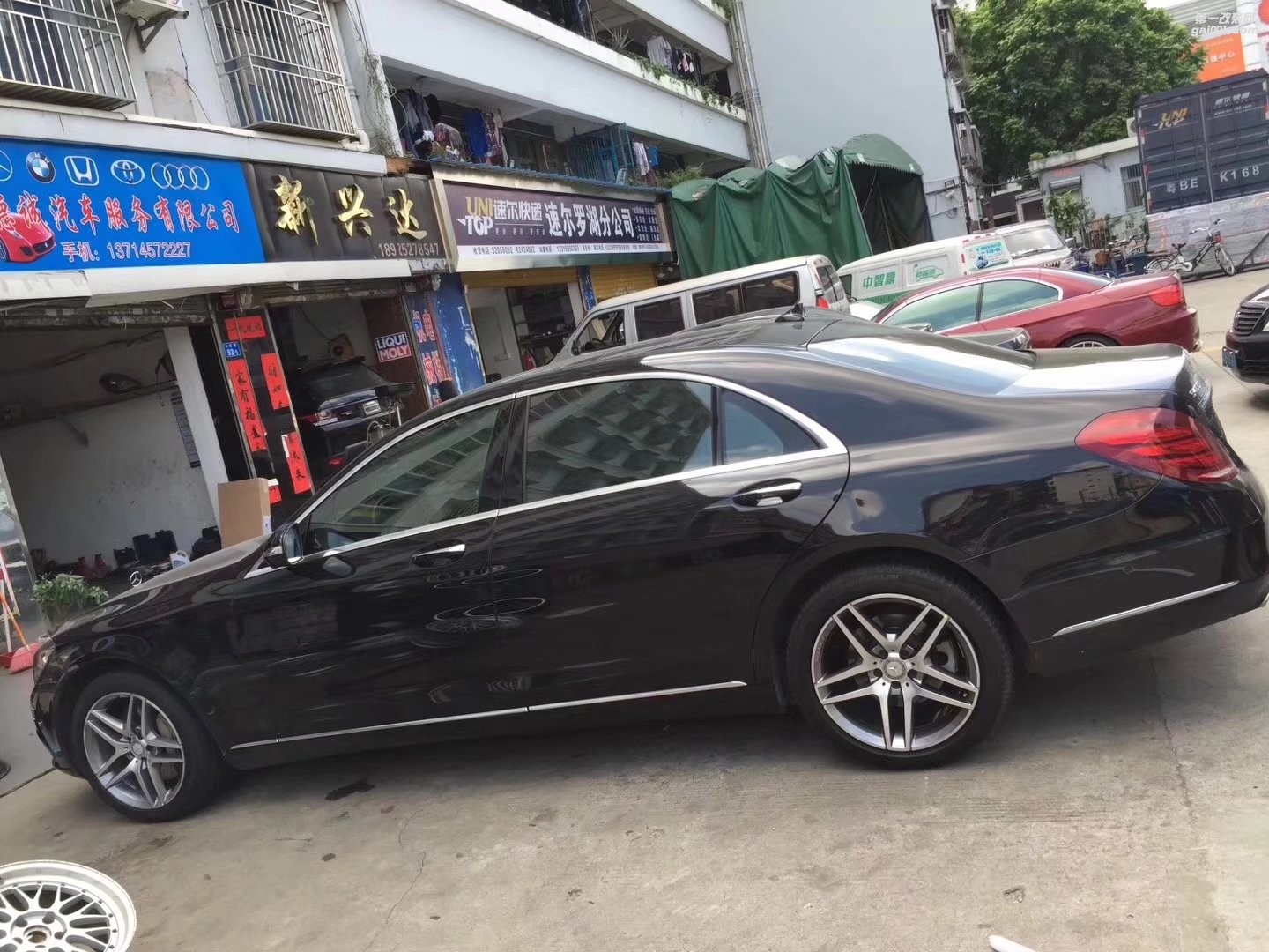 奔馳，裝 原裝  19寸 AMG 完工 ！
