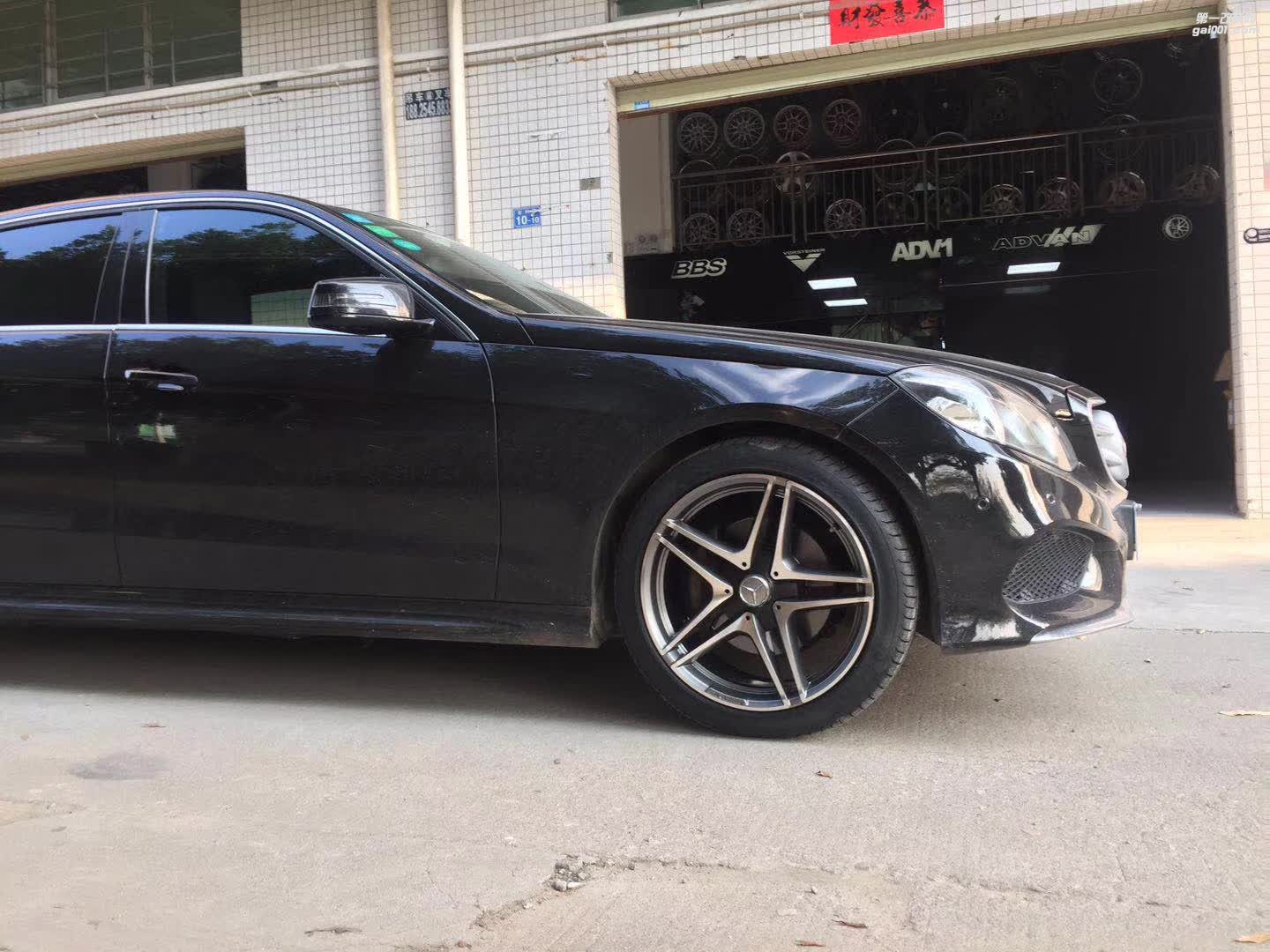 奔馳，換原裝 19寸 C63 AMG 完工！