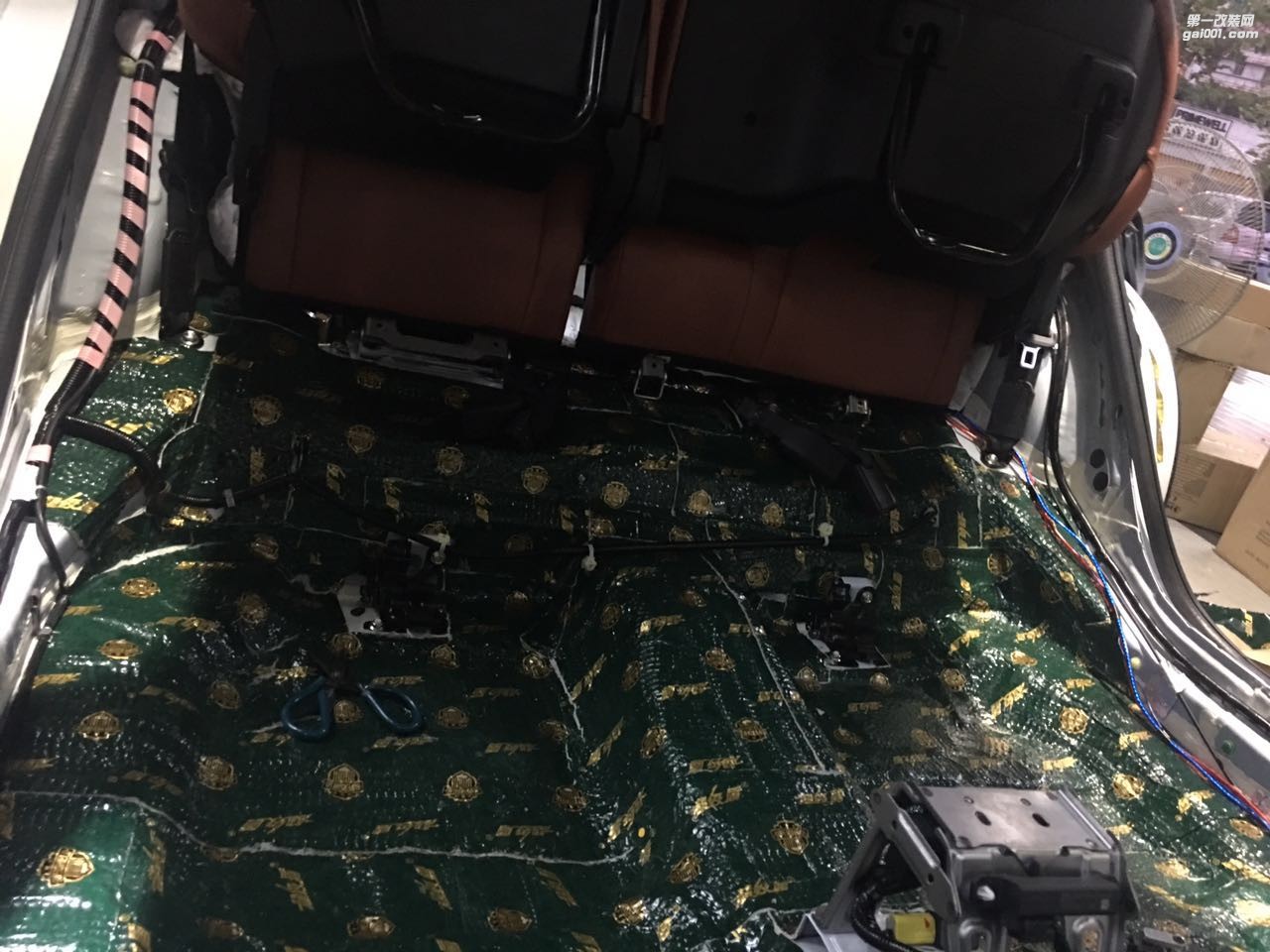 開最“靜”愛車，行快樂旅程汕頭本田繽智全車隔音降噪告別噪聲非靜不可汕頭市星悅汽車音響改裝汽車降噪