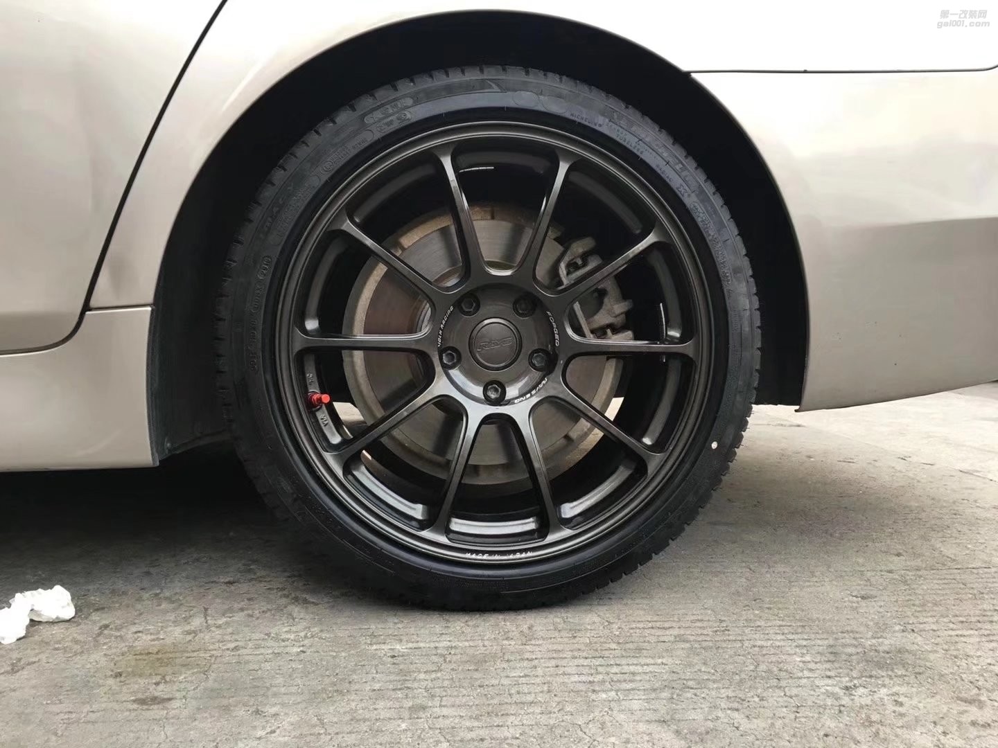 寶馬，換 RAYS  ZE40  完工！