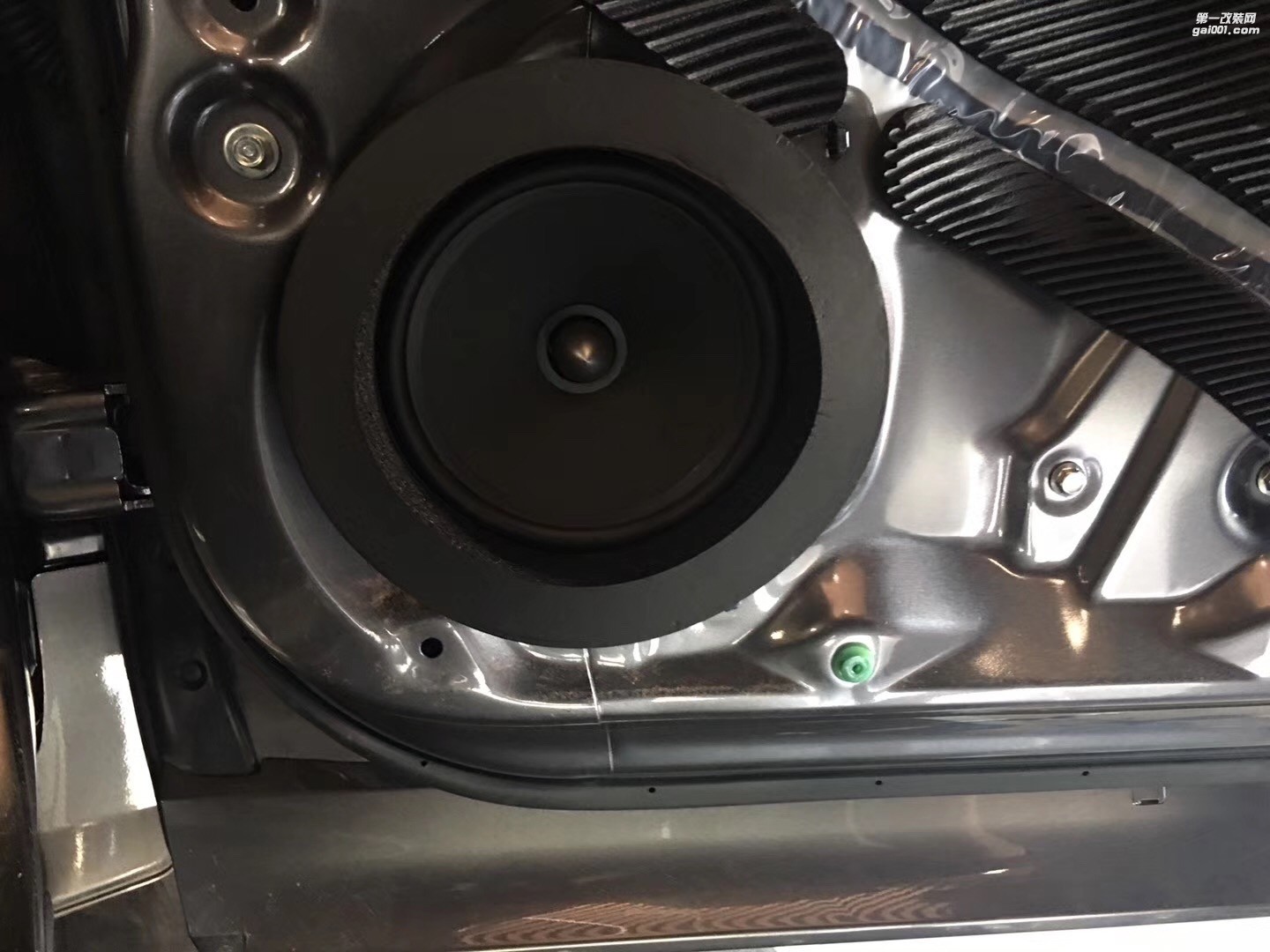 汕頭市星悅汽車(chē)音響本田冠道簡(jiǎn)單升級(jí)音響音質(zhì)輕輕松松提升2倍讓原車(chē)音響系統(tǒng)