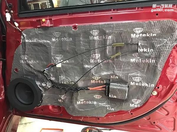 三菱翼神清遠(yuǎn)至上汽車音響改裝 美特靜全車隔音配合歌劇世家音響打造迷人聲線