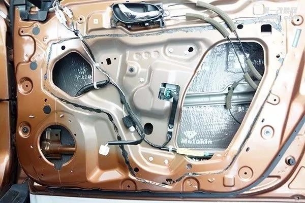 日產(chǎn)奇駿清遠(yuǎn)至上汽車音響改裝 英國(guó)正弦波完美組合魅力綻放