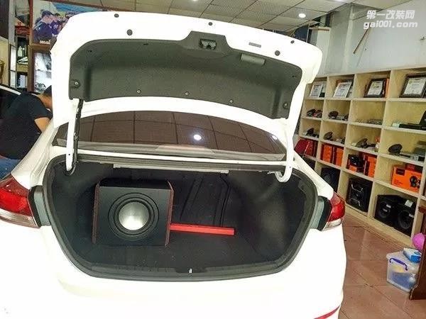 現(xiàn)代領(lǐng)動(dòng)清遠(yuǎn)至上汽車音響改裝系統(tǒng)滿血復(fù)活，發(fā)燒音質(zhì)應(yīng)運(yùn)而生！