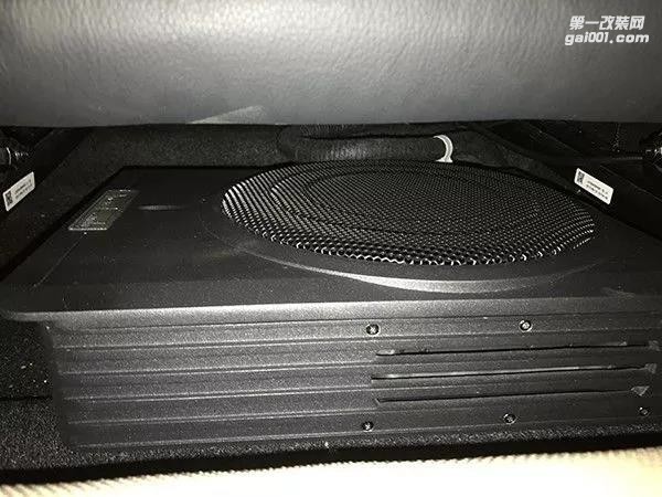 玩?zhèn)€性愛潮流，清遠(yuǎn)至上汽車音響馬自達(dá)CX-4改裝歌劇世家音響套裝