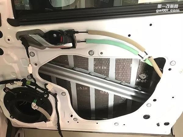 玩?zhèn)€性愛潮流，清遠(yuǎn)至上汽車音響馬自達(dá)CX-4改裝歌劇世家音響套裝