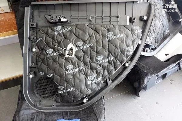 福特福睿斯清遠(yuǎn)至上汽車音響改裝 英國正弦波給你真正的無損改裝體驗(yàn)