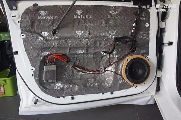 福特福睿斯清遠(yuǎn)至上汽車音響改裝 英國正弦波給你真正的無損改裝體驗(yàn)