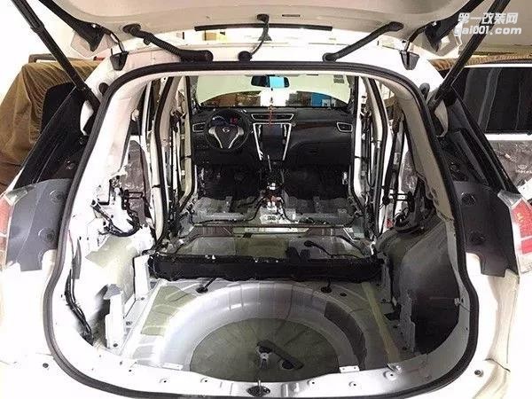 清遠至上汽車音響改裝日產(chǎn)奇駿全車美特靜隔音降噪工程+音響歌劇世家