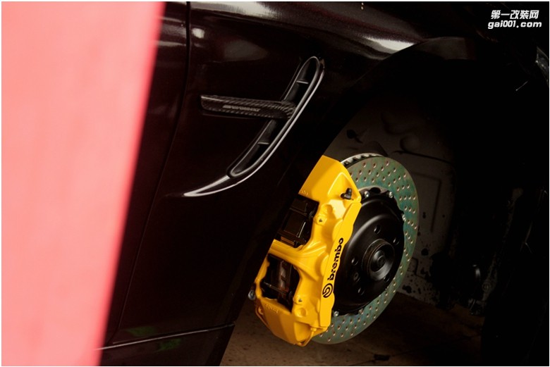 海亞：BBW 寶馬F31 320 旅行版 改裝 意大利brembo GT6 GT4 全原裝正品套件 德國BBS CH-R 19輪轂