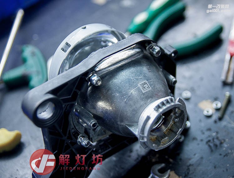 北京海拉5透鏡授權改燈店解燈坊奧迪A3改海拉5套裝