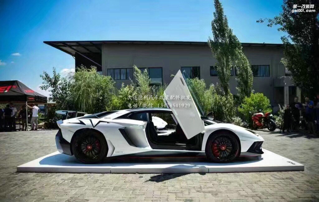 蘭博基尼 LP700 升級 LP750 SV 包圍套件