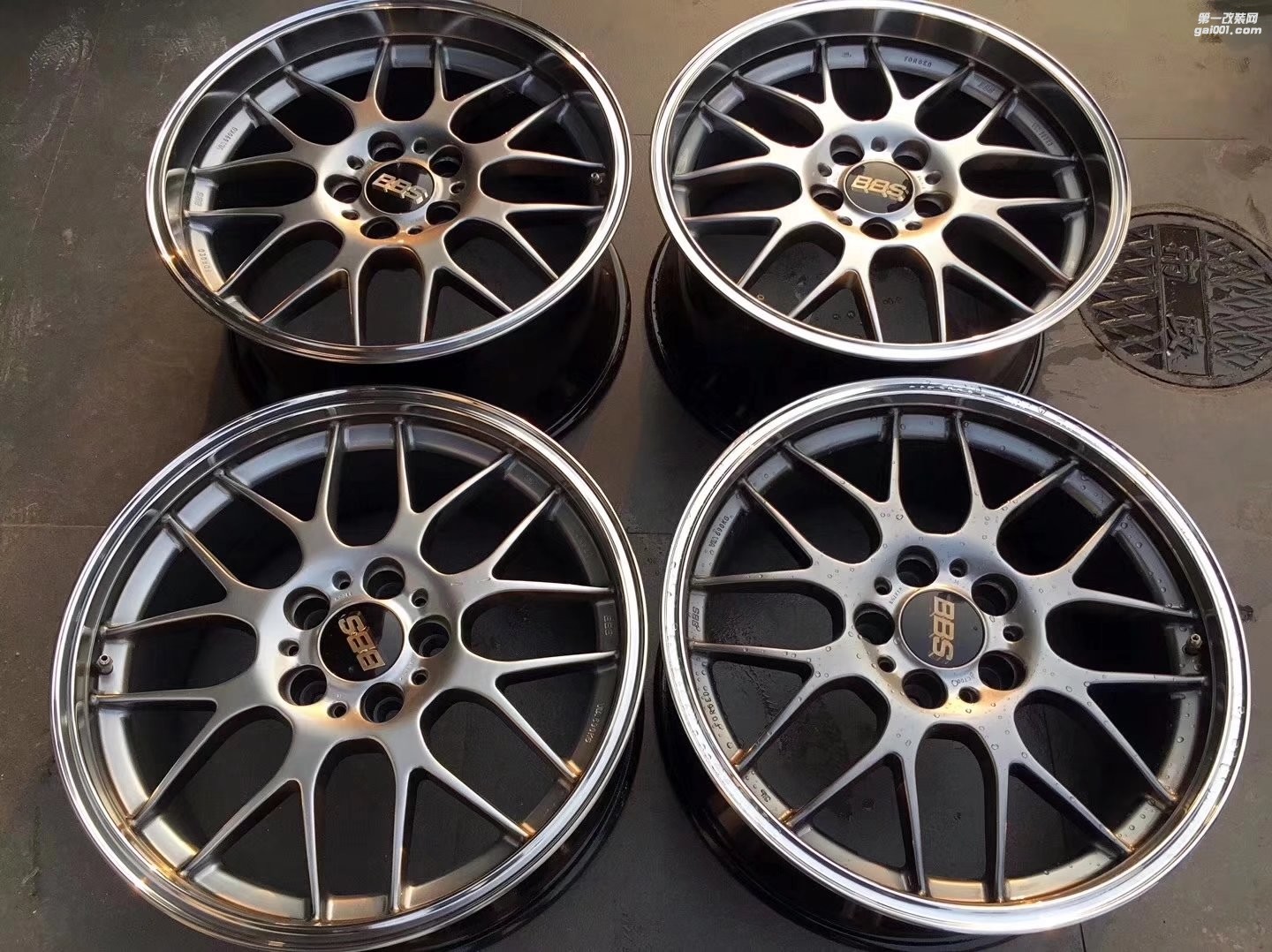 二手，鍛造 日本  BBS RGR 18寸x8.5J ET36 9.5J ET38 5×114.3 or 5×112  此數(shù)據(jù)缺貨一個(gè)月了，有貨了，可避大6。