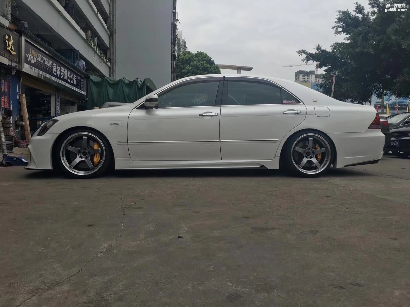 皇冠，換 19寸 全新 橫濱 GT 完工！