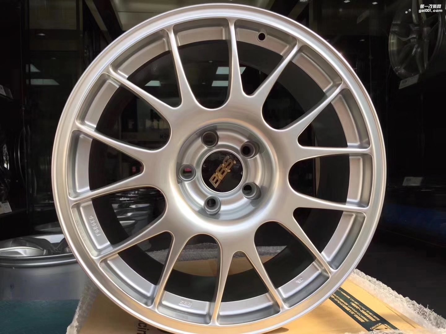 寶馬，換 全新 日本 BBS RE 完工！