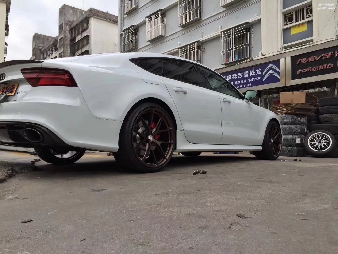 奧迪 RS7 ，上 美國(guó)  HRE  21寸 完工！