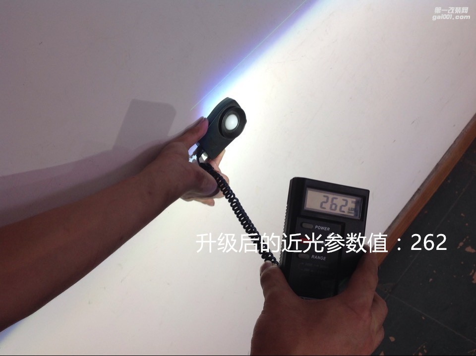 廣州汽車改裝 本田繽智大燈升級海拉5雙光透鏡+飛利浦套裝