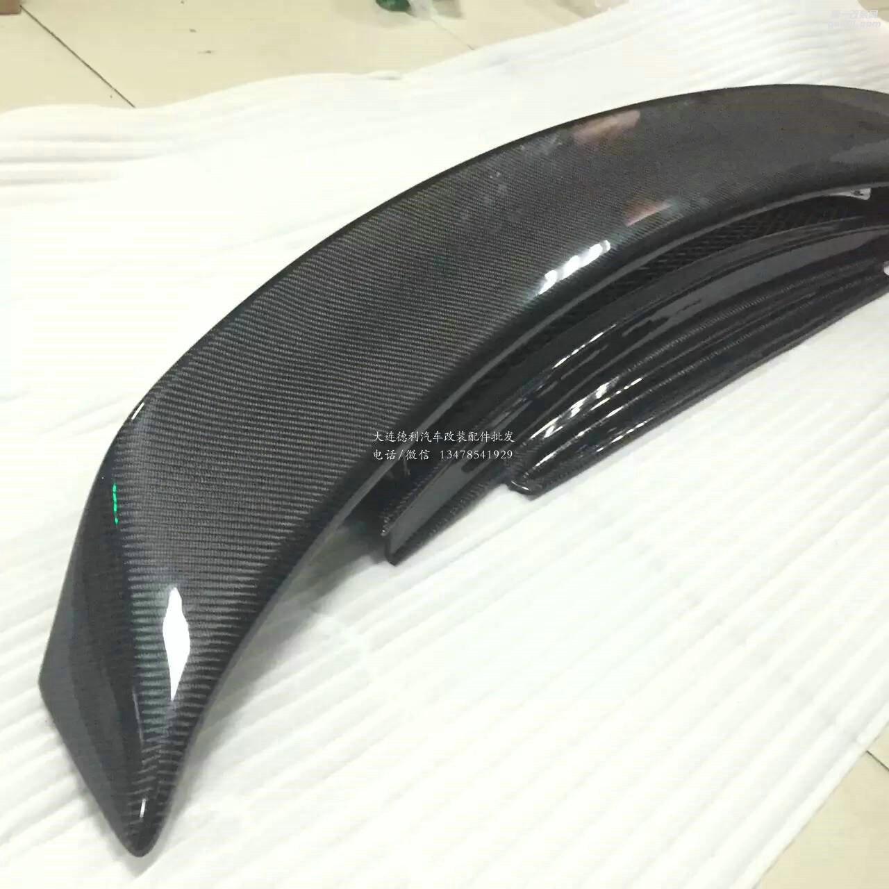 奧迪R8碳纖維葉子板奧迪R8改裝碳纖維尾翼