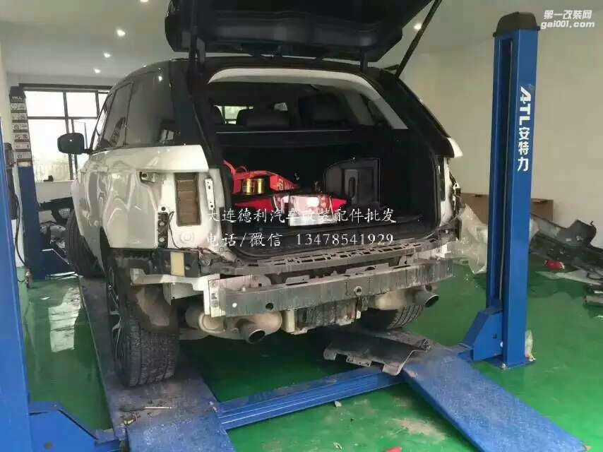 國內(nèi)SVR工廠代理批發(fā)路虎運(yùn)動攬勝改裝原廠SVR包圍后杠排氣尾嘴